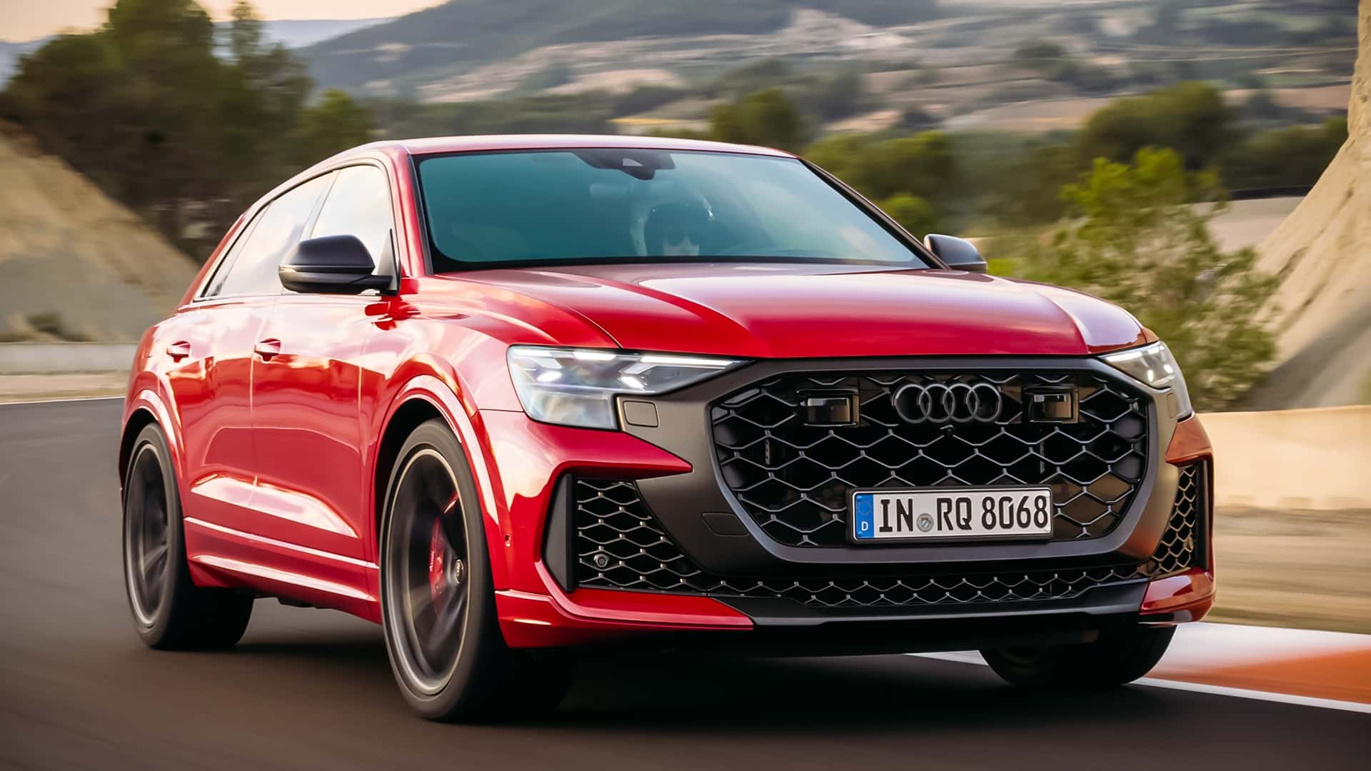 Audi RS Q8 Vermelho
